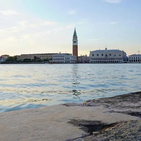 3 Da Letto - House 2 * Venedig